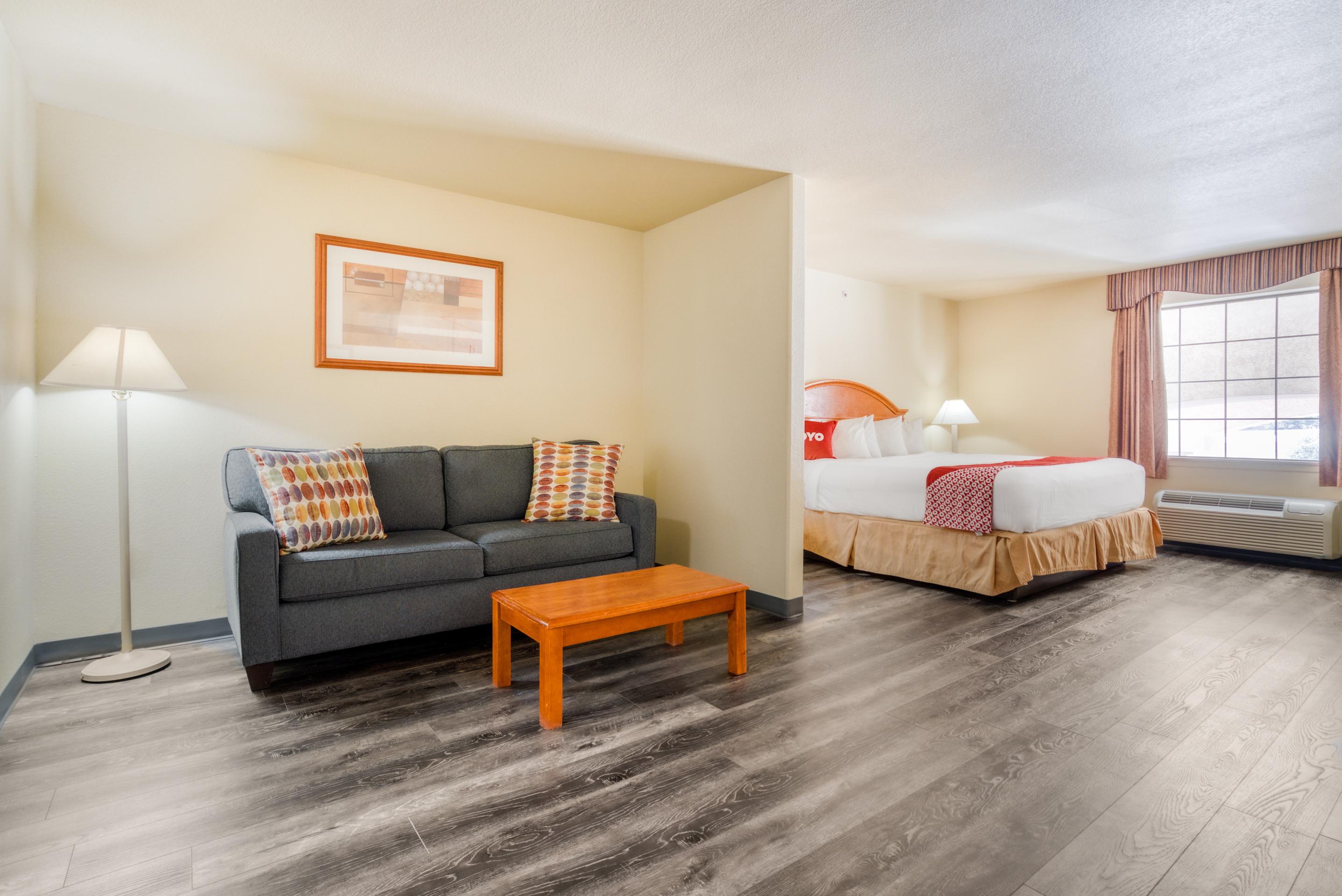 Baymont By Wyndham Wichita Falls Bagian luar foto