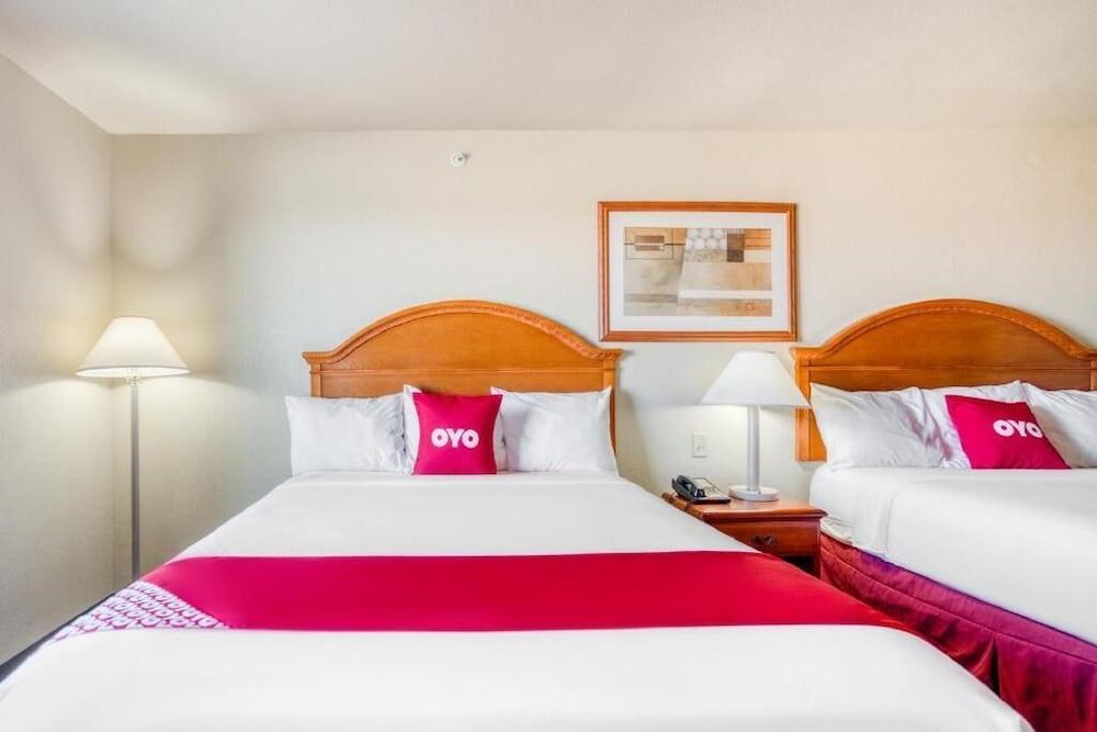 Baymont By Wyndham Wichita Falls Bagian luar foto